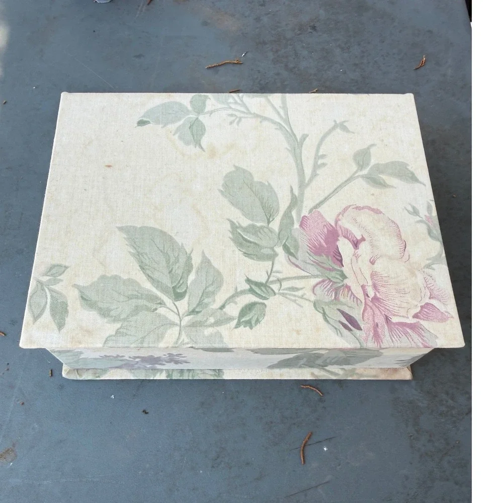 Vintage 90s Floral Fabric Jewelry Box Mirror Organizer‎ Cottagecore Shabby USA